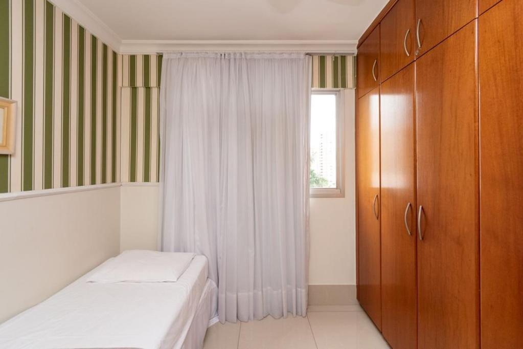 Apartamento De 3 Quartos No Setor Bueno - Dlz0302 Apartamento